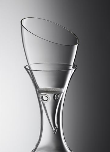Picture of Eisch Crystal Aerating Funnel with Strainer